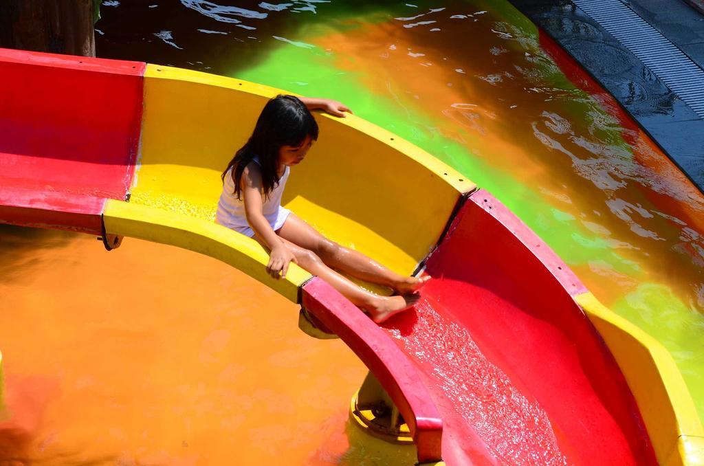 Bess Resort & Waterpark Hotel And Convention Malang Ngoại thất bức ảnh