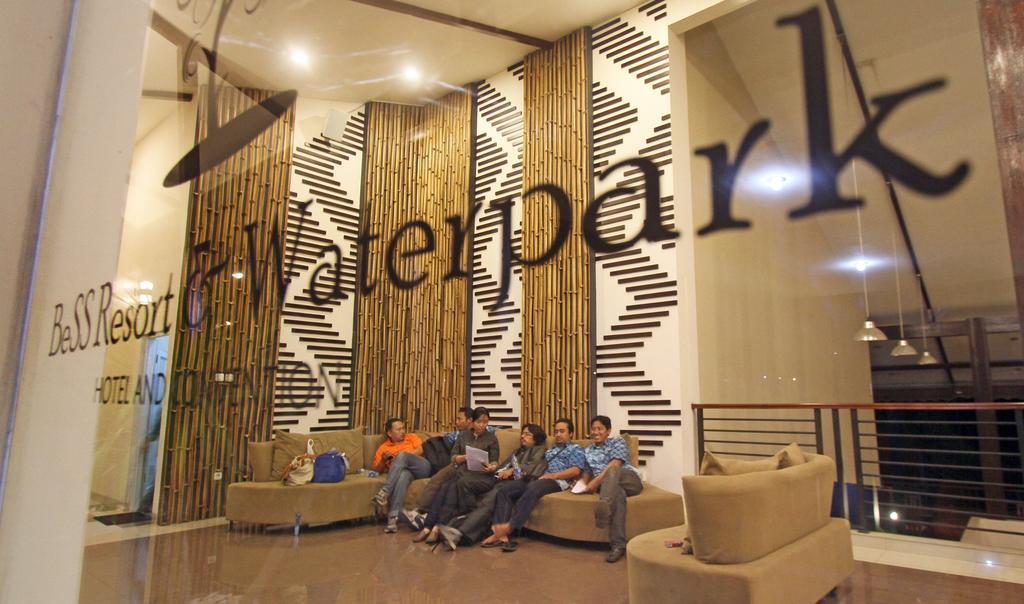 Bess Resort & Waterpark Hotel And Convention Malang Ngoại thất bức ảnh