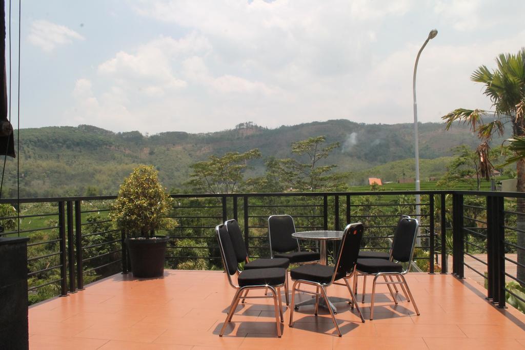 Bess Resort & Waterpark Hotel And Convention Malang Ngoại thất bức ảnh