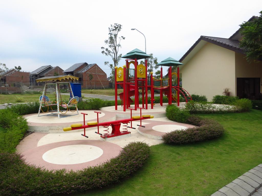 Bess Resort & Waterpark Hotel And Convention Malang Ngoại thất bức ảnh