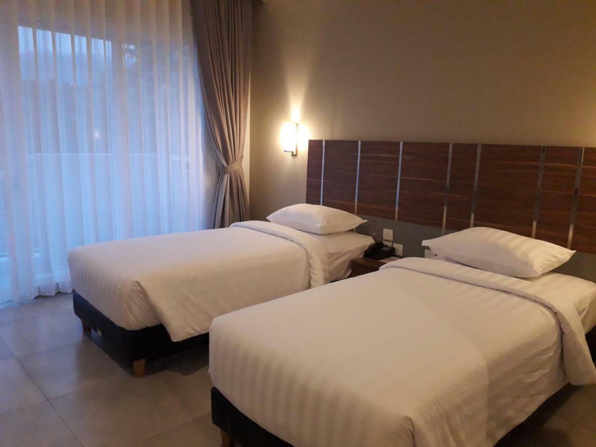 Bess Resort & Waterpark Hotel And Convention Malang Ngoại thất bức ảnh